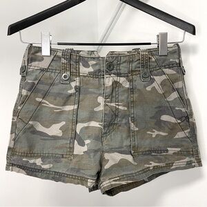 Free People Camo Micro Shorts, High Rise, Utility Pockets, Size 2, Green